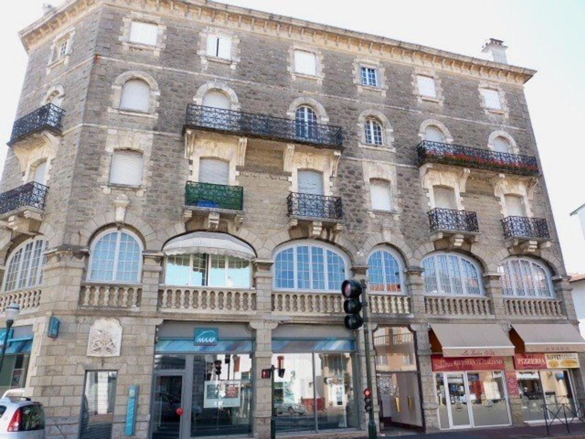Studio Renove En Centre-Ville, Ideal Pour Des Vacances A Pied, Calme Et Confort, Classe 2 Etoiles. - Fr-1-4-512 Saint-Jean-de-Luz Eksteriør bilde